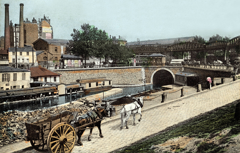 Paris: the "canal saint Martin", the metro, La Villette area, postcard, c. 1910