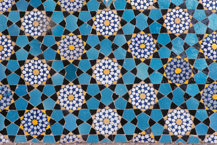 The Friday Mosque, West Iwan, decorative tilework (photo)