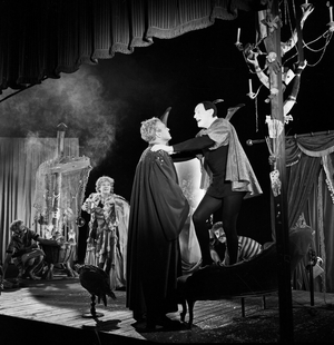 Faust, 1960 (photo)
