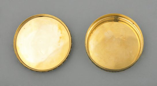 Snuff box, Paris, 1814-30 (gold & enamel)