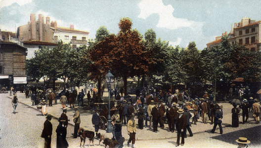 People square in Saint-Etienne (France), Postcard, c. 1910