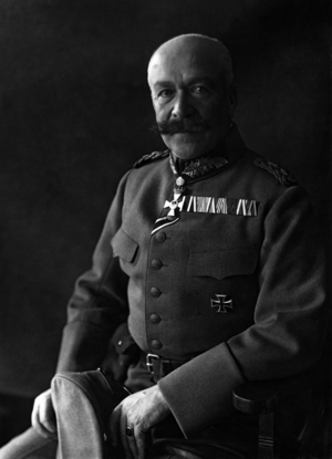 Hermann von Francois, 1914 (b/w photo)