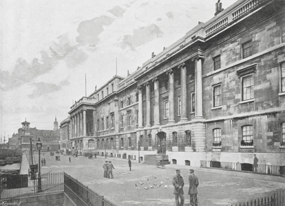 The Customs House (b/w photo)