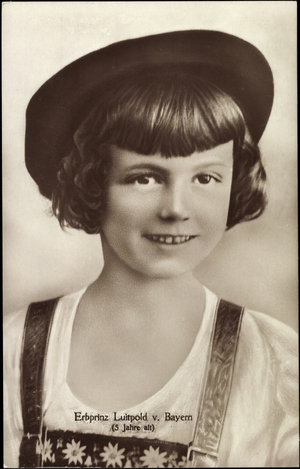 Ak Hereditary Prince Luitpold of Bavaria as a five-year-old boy in costume (b/w photo)