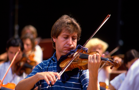 Pierre Amoyal - Portrait of the French violonist born in 1949 -  Montpellier 1987