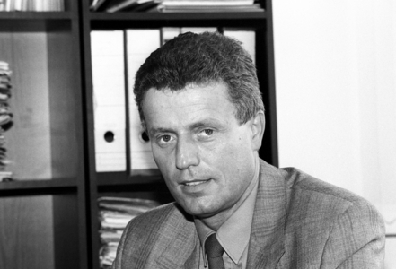 Dieter Hahn (member of the board of Vereinigte Transport AG) in Berlin ..., 1990 (photo)