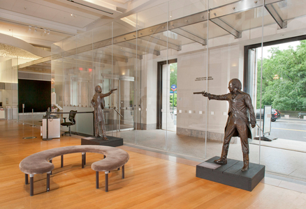 Alexander Hamilton, 2004 (bronze)