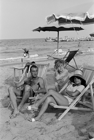 The happy life at an Italian beach ..., 1960 (photo)