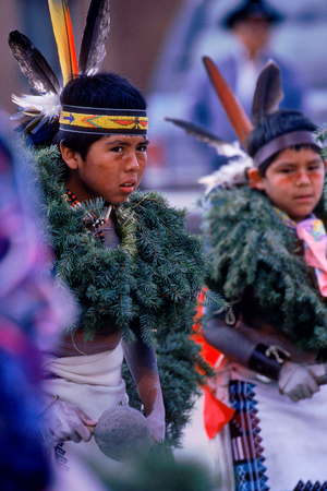 Native American children in costume to perform the Cloud dance, NM., 1995 (photo)