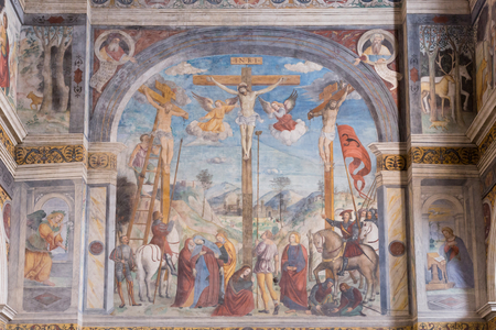 The nun's choir frescos, Floriano Ferramola, 1513-24 (fresco)