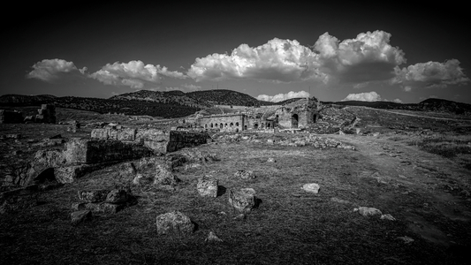Hierapolis, Turkey, 2015 (b/w photo)