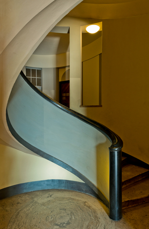 Contemporary architecture : Staircase - Lungotevere Arnaldo da Brescia 9 - Palazzina, Rome, Italy 1926-1929