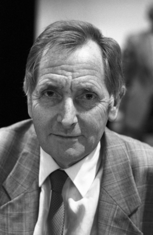 Herbert Schnoor (Germany SPD Minister of the Interior North Rhine-Westphalia) at the launch conference..., 1989 (photo)