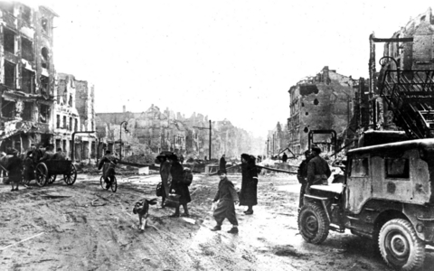 End of war - Battle for Berlin 1945 (photo)