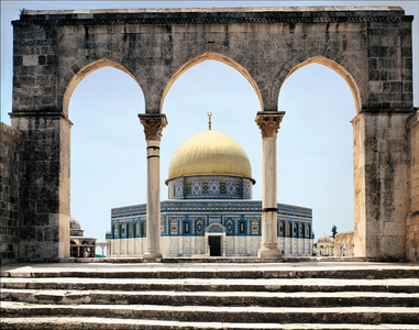 The Dome of the Rock was built during the Omayyad Caliphate on the Temple Mount in Jerusalem …