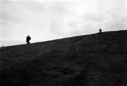 Hiddensee Germany, monastery, 12.04.1998, lighthouse at the steep coast ..., 1998 (photo)