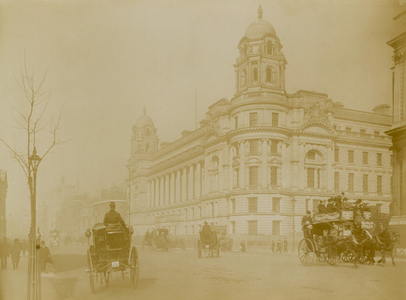 General view of the new War Office in Whitehall (photo)