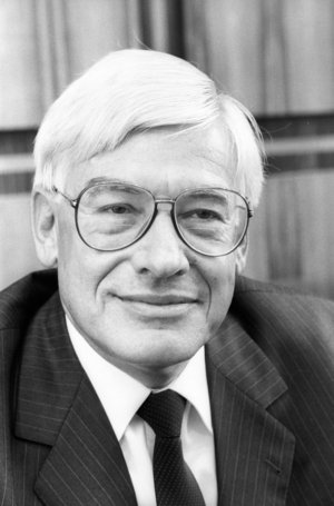 Minister of Post Christian Schwarz Schilling (Germany CDU) during a press conference in..., 1989 (photo)