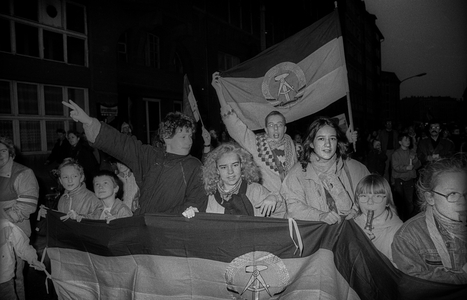 International Women's Day, 1990 (photo)