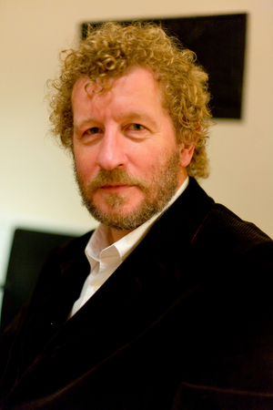 Sebastian Faulks