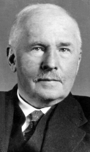 Theodor Wiegand (b/w photo)