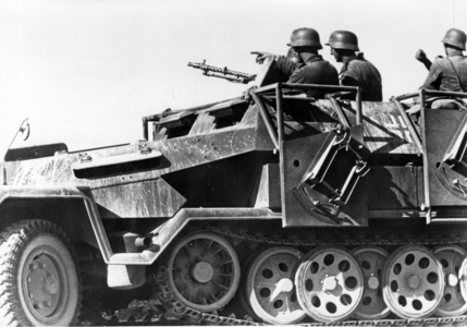 II. WK - Wehrmacht - Panzer Division, 1941 (photo)