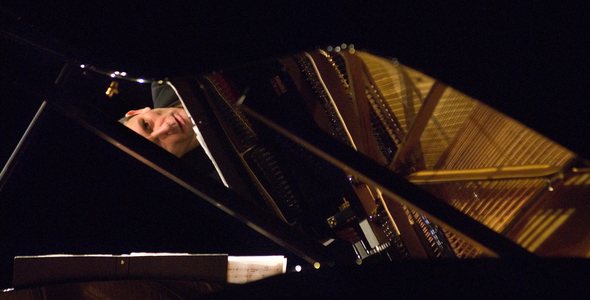 Marino Formenti playing at piano  Kurtag 's  Ghosts
