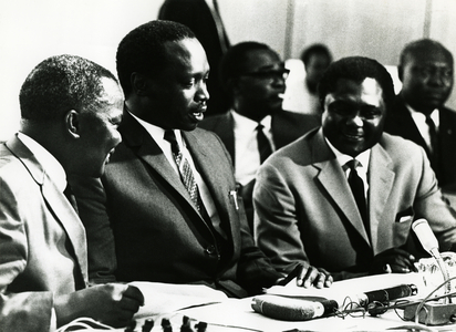 Daniel arap Moi with Mr Kodhek and Tom Mboya  (photo)