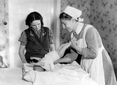 III Reich, Nazi Sisterhood, 1930s-40s (photo)