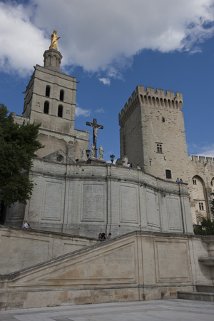 Notre Dame des Doms d'Avignon Cathedral, Avignon, France (photo)