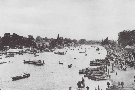 Kingston upon Thames: View from the Bridge (b/w photo)