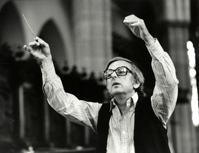 PREVIN André