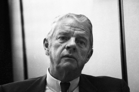 Otto Wolff von Amerongen (President DIHT), People, Reflection; ..., 1984 (photo)