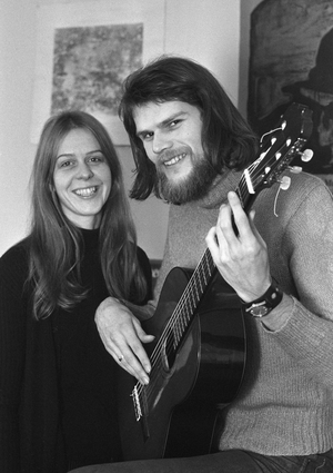 Oslo February 9, 1975. Artist Hege Tunaal with Sven Lundestad …, 1975 (photo)