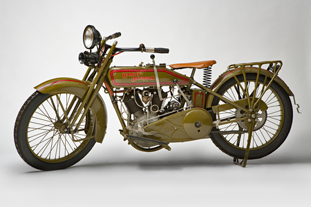 Classic Motorbike Harley-Davidson 22 JD (photo)