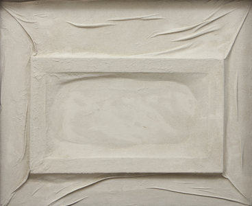 Ropa blanca encolada (White Pasted Clothing), 1960 (oil on sand board & canvas)