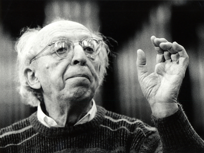 Aaron COPLAND conducting in