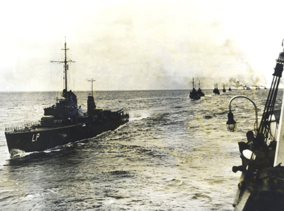 The parade of German torpedo boats, 1933 (b/w photo)
