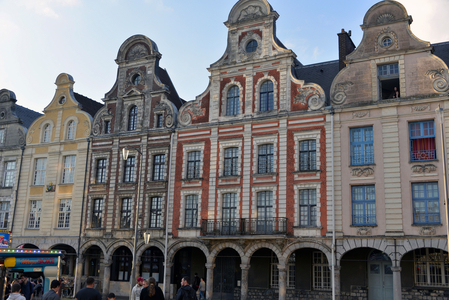 21947N ARRAS 2016
