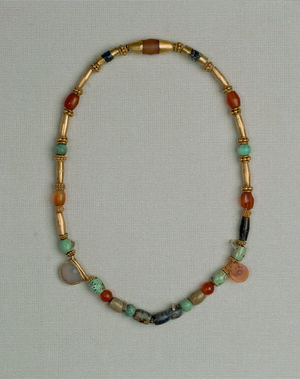 Necklace of agate-pearls, funeral gift from a princely tomb in Susa …