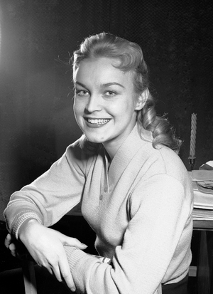 Oslo 19570220 Actor Synnøve Strigen has been selected to play Synnøve Solbakken …, 1957 (photo)