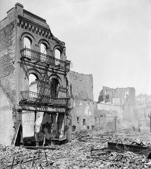 Chinatown Ruins after Earthquake, San Francisco, California, USA, c.1906 (b/w photo)