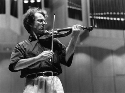 Munich Philharmonic Orchestra 1990 Ulf Hoelscher, violin, 1990 (photo)
