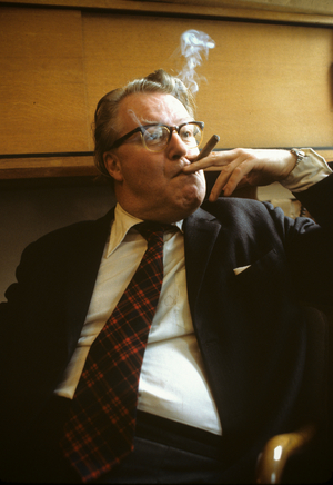 British archeologist James Mellaart who discovered Catal Huyuk in Turkey, 1978 (photo)