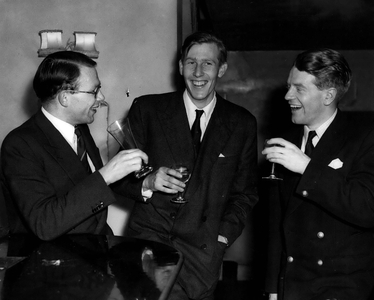 May 05, 1954 - Roger Bannister does it. Runs mile in under four minutes.: Britain's Roger Bannister has done it. Last night he has run the fabulous four-minute mile, a feat which the world's the world's athletes have been trying to achieve for years. His time was three minutes 59.4 secs. As he passed the post at Oxford's Iffley-road track he was swept up in a mass of cheering, shouting spectators