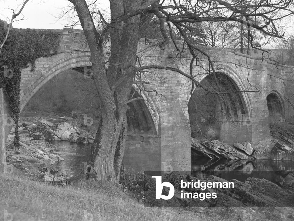 View of the arches to Devil's Bridge, 1930s-60s (b/w photo)