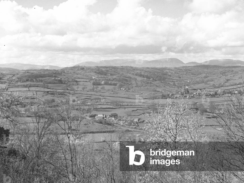 A view across Winster Valley capturing farmland and buildings, 1930s-60s (b/w photo)