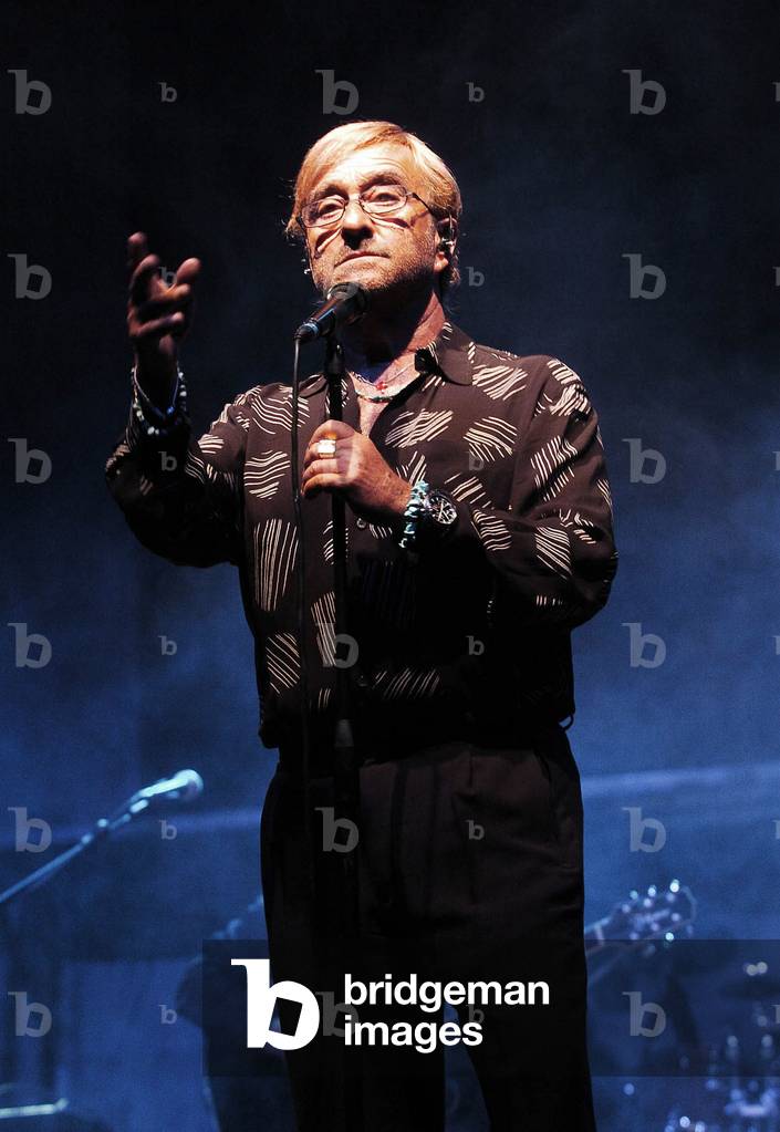 Portrait of the Italian singer Lucio Dalla. Summer 2004.- Photo Campanini