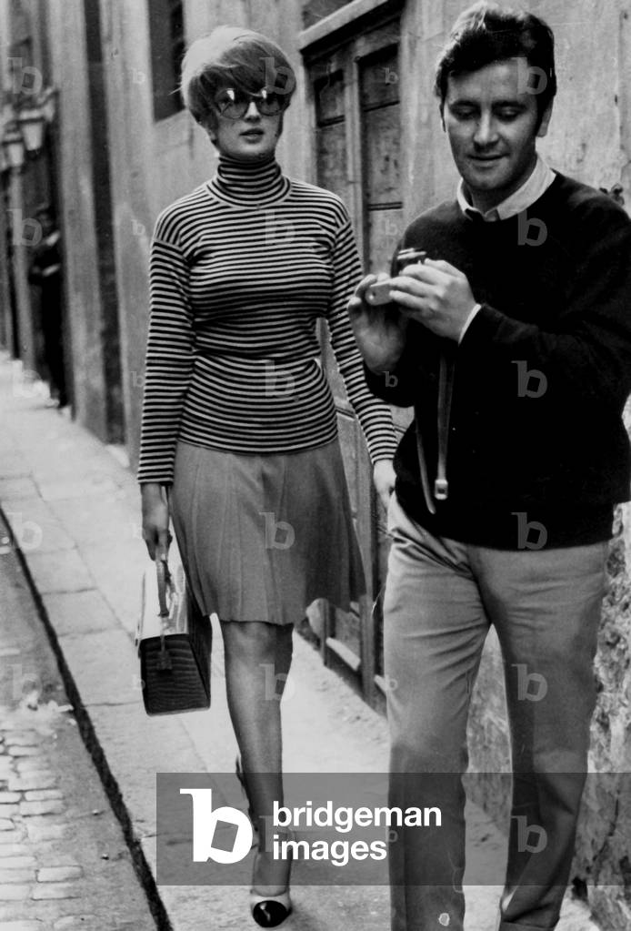 1966 About, Rome, Mina in Via Del Corso (b/w photo)