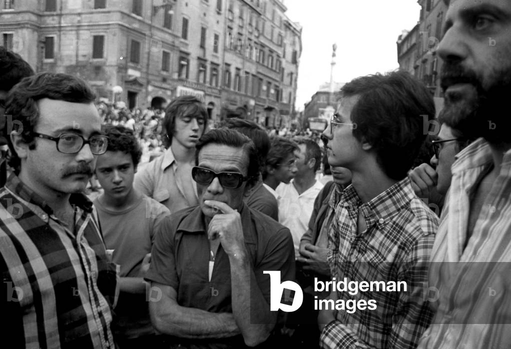 24/09/1975 Rome, Piazza Di Spagna, Pier Paolo Pasolini with Walter Veltroni (Right) And Ferdinando Adornato (Left) During A Demonstration of Solidarity with the Basque People (b/w photo)